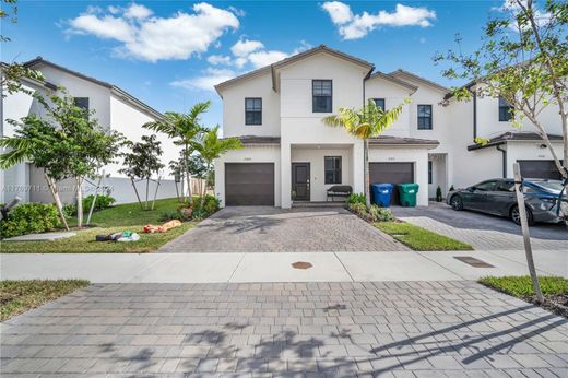 تاون هاوس ﻓﻲ ميامي، فلوريدا, Miami-Dade County