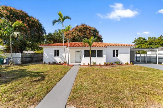 Villa in North Miami, Miami-Dade