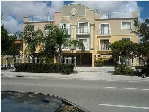 Kamienica w Miami, Miami-Dade County