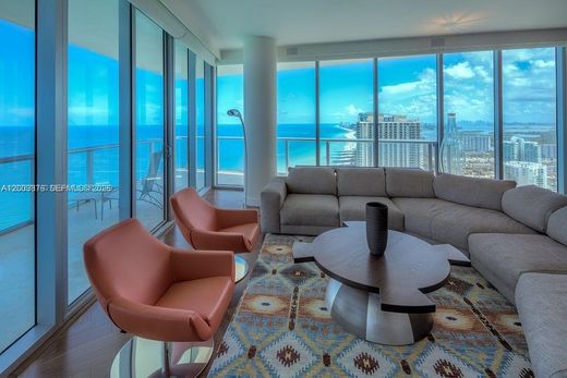 Residential complexes in Sunny Isles Beach, Miami-Dade