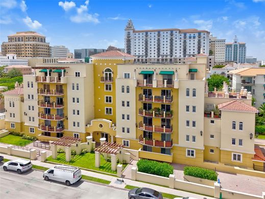 Complexos residenciais - Coral Gables, Miami-Dade County