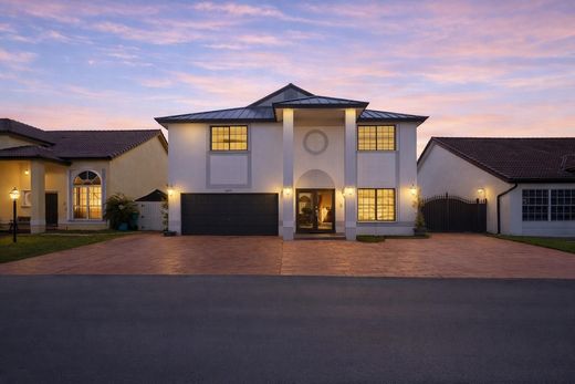 Villa Hialeah, Miami-Dade County