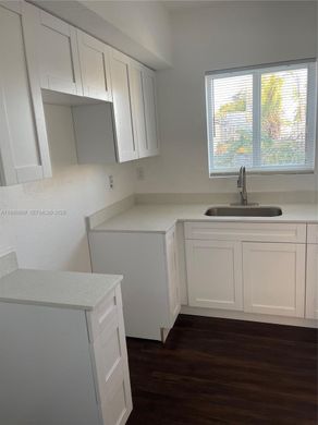 Complexes résidentiels à Miami Shores, Comté de Miami-Dade