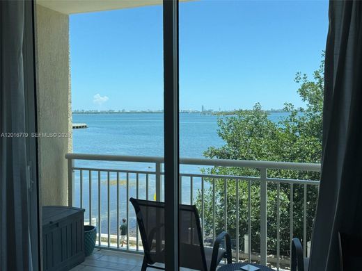 Komplex apartman Miami, Miami-Dade County