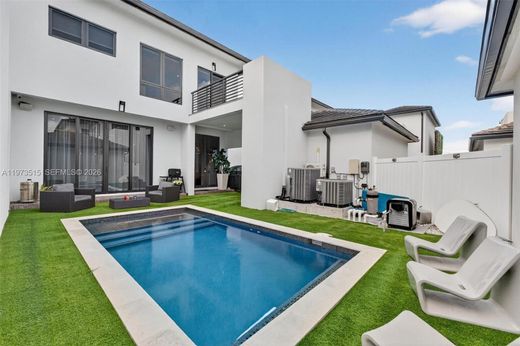 Villa in Doral, Miami-Dade