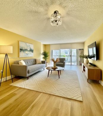 Жилой комплекс, Майами, Miami-Dade County