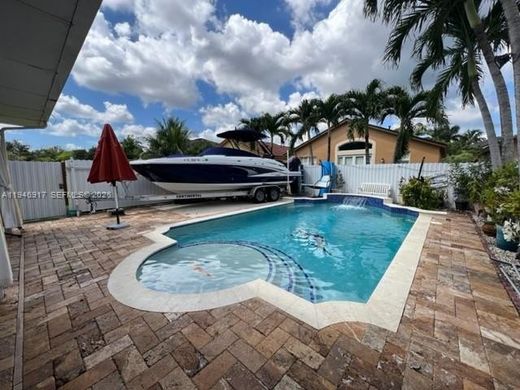 Villa Miami Terrace Mobile Home, Miami-Dade County