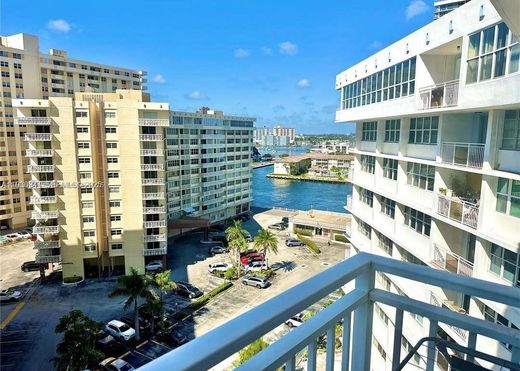 Komplex apartman Hallandale Beach, Broward County