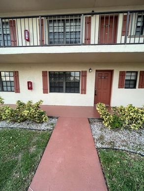 Complexes résidentiels à Aventura, Comté de Miami-Dade