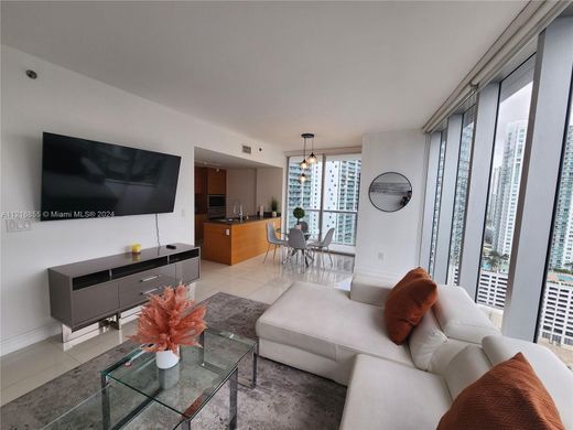 Komplex apartman Miami, Miami-Dade County