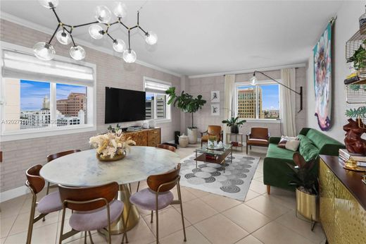 Complesso residenziale a Coral Gables, Miami-Dade County