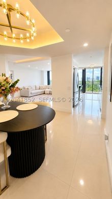 Komplex apartman Aventura, Miami-Dade County