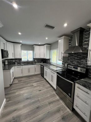 Villa in Coral Springs, Broward County