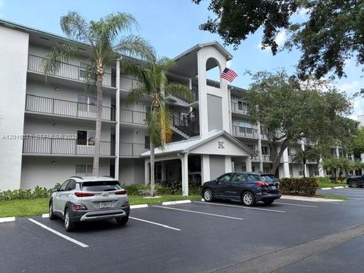 Edificio en Pembroke Pines, Broward County