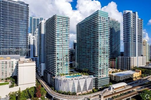 Residential complexes in Miami, Miami-Dade