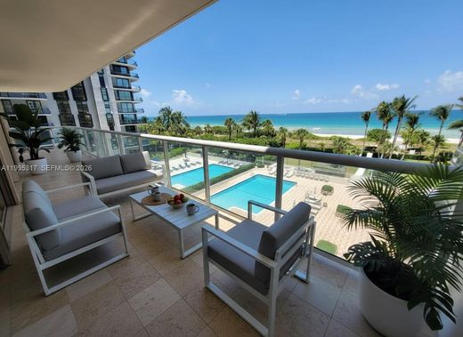 Komplex apartman Surfside, Miami-Dade County