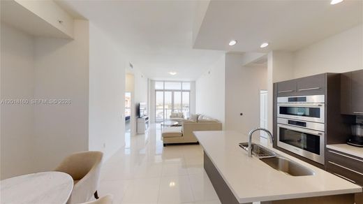 Residential complexes in Doral, Miami-Dade
