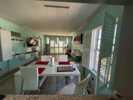 Жилой комплекс, Lauderdale-by-the-Sea, Broward County