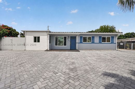 Villa Miami Gardens, Miami-Dade County