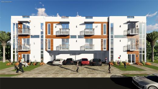 Townhouse in Oakland Park, Broward County