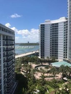 Complexes résidentiels à Bal Harbour, Comté de Miami-Dade