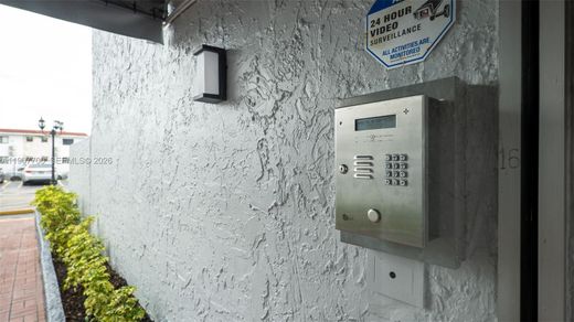 Residential complexes in Miami, Miami-Dade