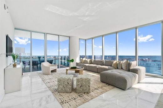 Komplex apartman Miami, Miami-Dade County