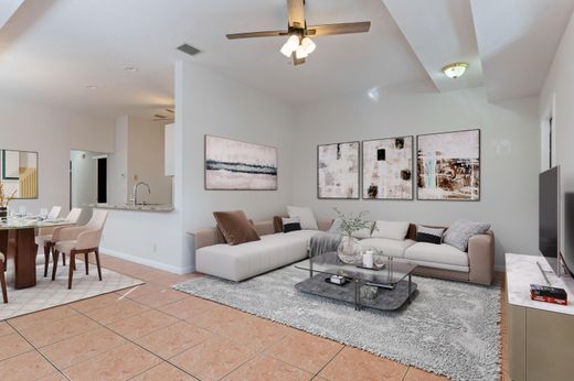 Townhouse in Aventura, Miami-Dade