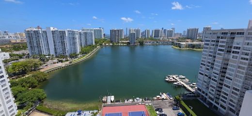 Residential complexes in Aventura, Miami-Dade