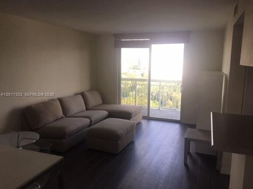 Residential complexes in Miami, Miami-Dade