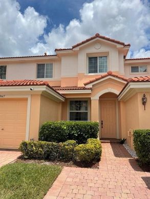 Townhouse in Boynton Beach, Palm Beach