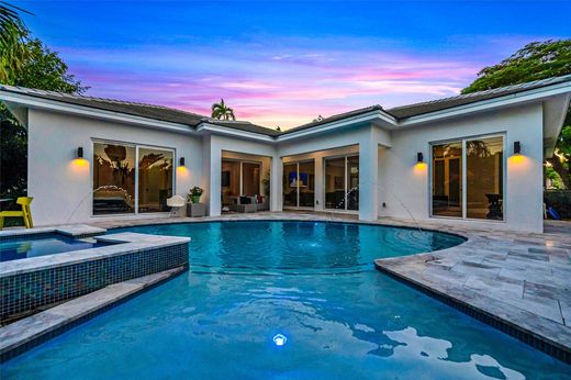 Villa in Oakland Park, Broward County