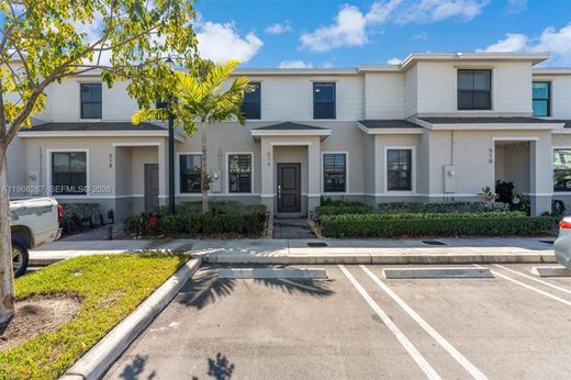 Townhouse in Florida City, Miami-Dade