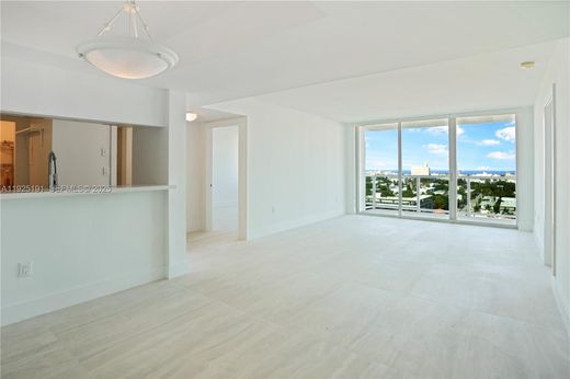 Complesso residenziale a Miami Beach, Miami-Dade County
