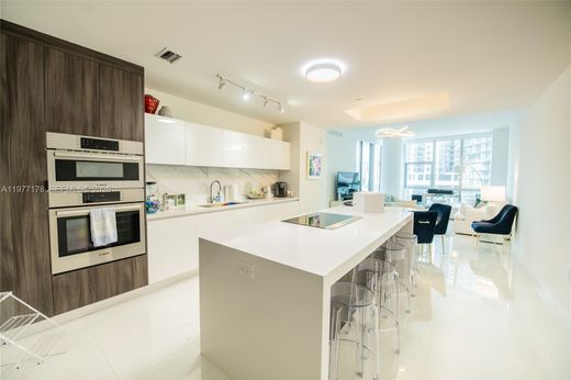 Komplex apartman Miami, Miami-Dade County