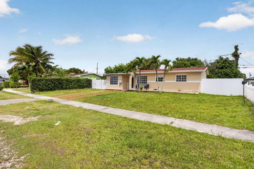 Villa in Miami, Miami-Dade