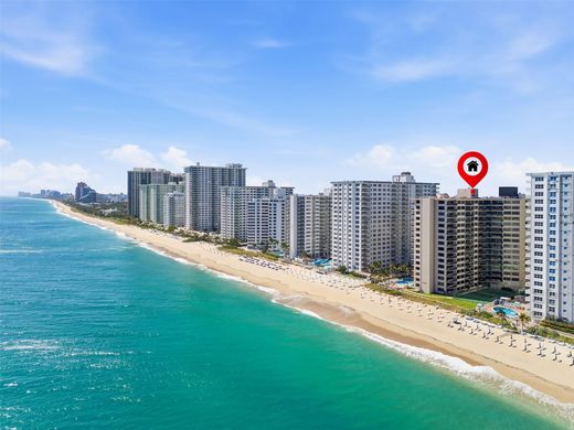 Residential complexes in Fort Lauderdale, Broward County