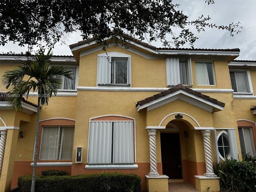 타운 하우스 / Homestead, Miami-Dade County