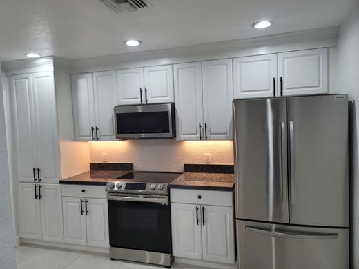 Residential complexes in Fort Pierce, Saint Lucie County