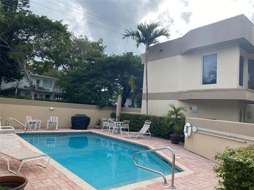 Townhouse in Fort Lauderdale, Broward County