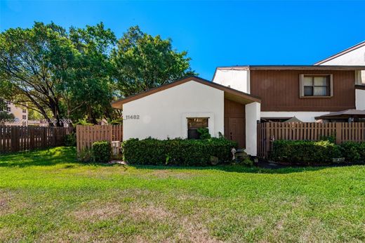 Komplex apartman Miami, Miami-Dade County
