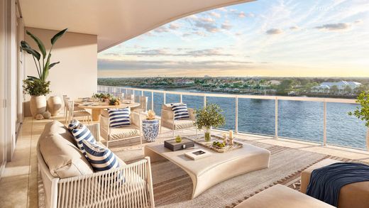 Residential complexes in Palm Beach Gardens, Palm Beach