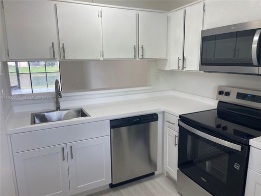 Complesso residenziale a Miramar, Broward County