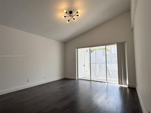 Complexos residenciais - Tamarac, Broward County