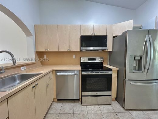 Residential complexes in Homestead, Miami-Dade