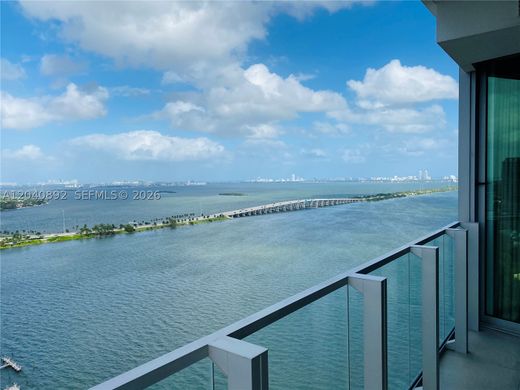 Complexes résidentiels à Miami, Comté de Miami-Dade