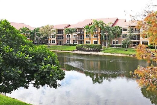 Residential complexes in Coral Springs, Broward County