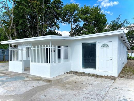 Villa - North Miami, Miami-Dade County