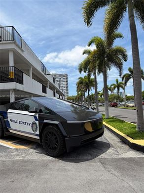 Komplex apartman Aventura, Miami-Dade County