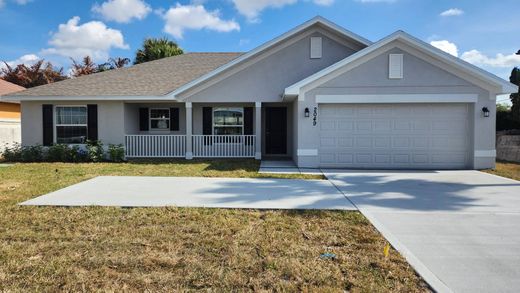 Villa in Port Saint Lucie, Saint Lucie County